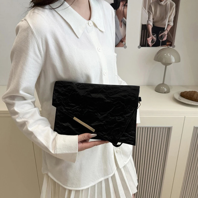 Fashion Women Clutch Soft PU Leather Solid Color Evelope Bag Wristlet Bags Female Small Handbags Day Clutches Evening Party 251014