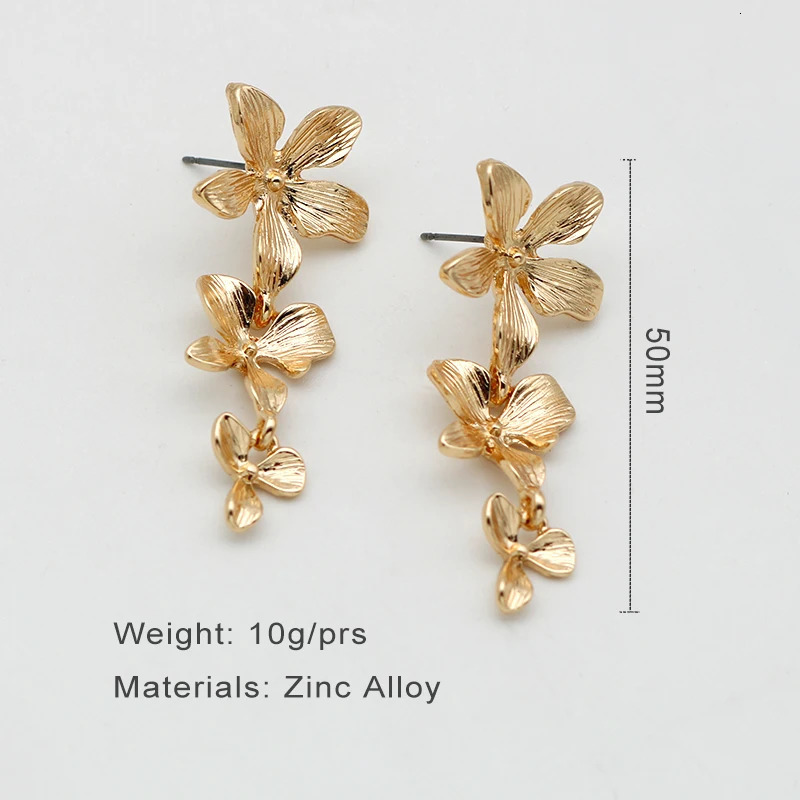 Three Metal Flowers Earrings For Women Long Drop Fashion Cute Jewelry Trendy Textured s Gifts Party Accessories MQ012 251016