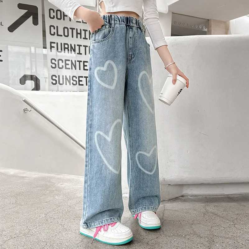 Big Girls New Arrival Jeans with Heart Pattern 2025 Spring Autumn High Quality Fashion Wide Leg Pants Kids School Loose TrousersT251017