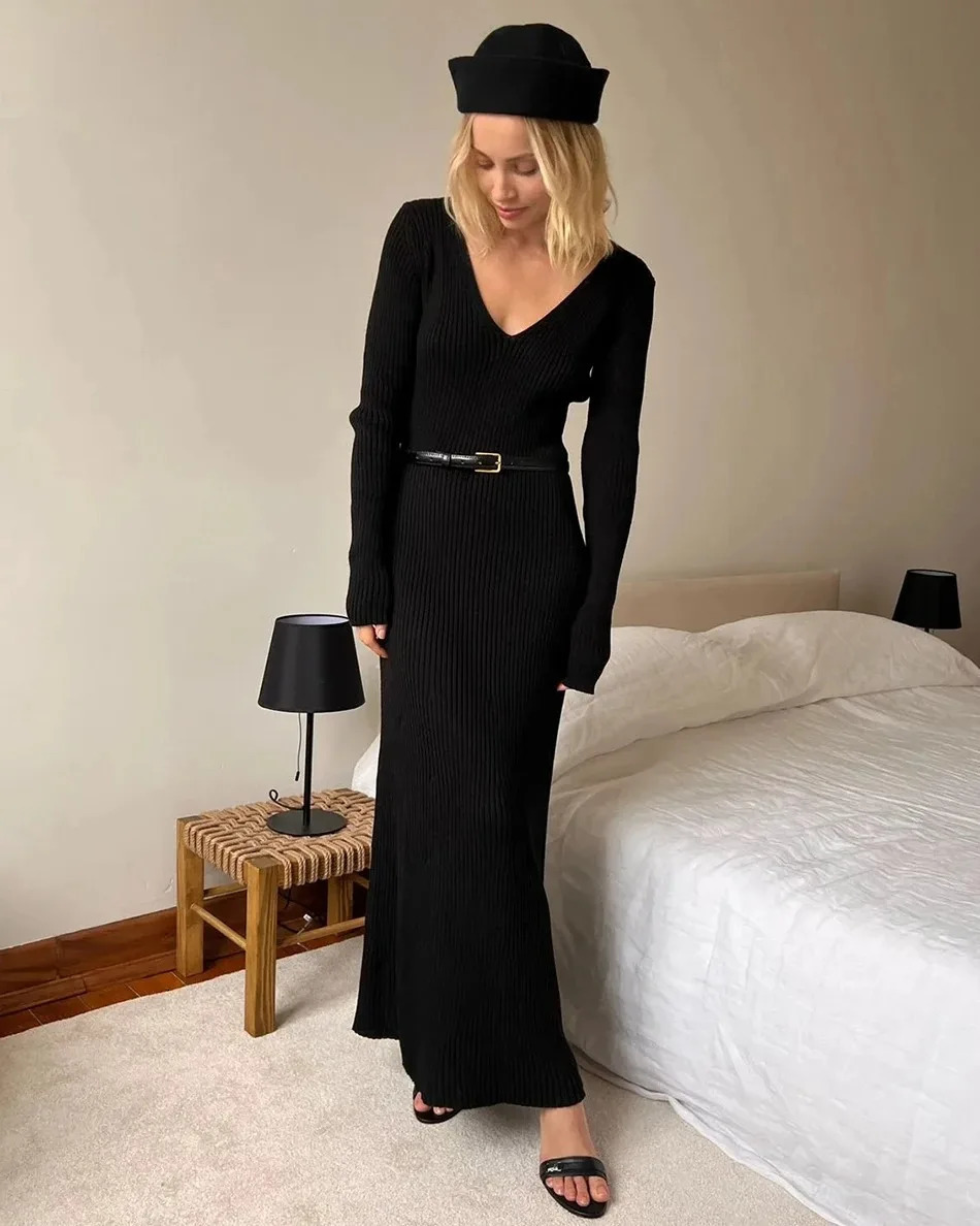 Winter Warm Womens Knitted Dress Elegant V Neck Thick Aline Dress Brown Long Sleeve Vintage Midi Casual Dresses for Women 251017