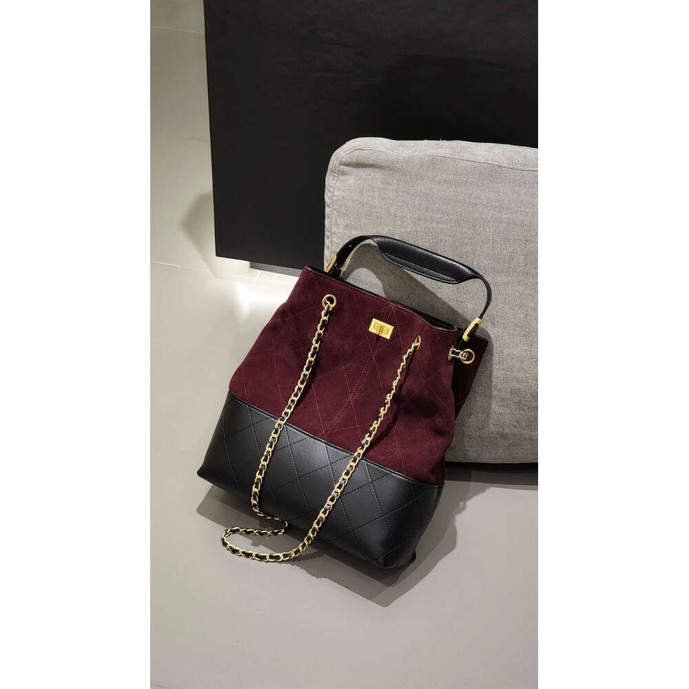 Xiaoxiang Feng Style Bucket High-Quality Texture Diamond Chain Underarm Large Capacity Single Shoulder Crossbody Bag For Women