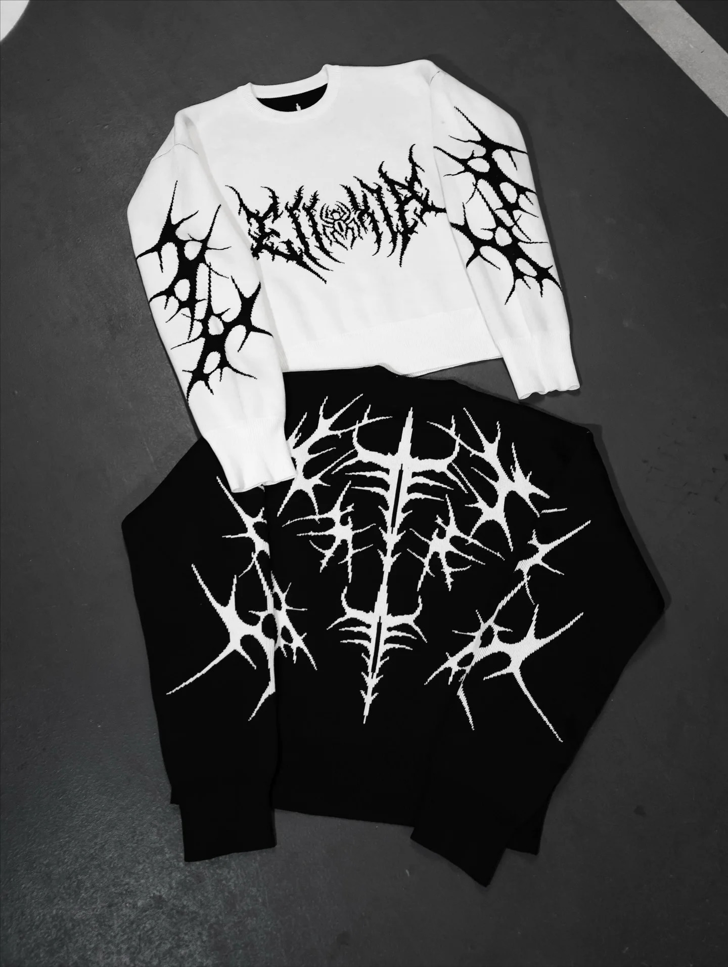 Gothic Hip Hop Pattern Embroidery Knitted Sweater Y2k Retro Loose European American Round Neck Sweater Pullover Men Clothes 251017