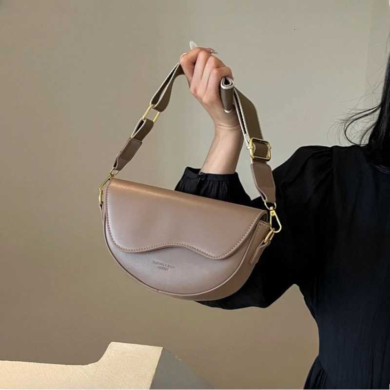 Fiable Square Bags Wens Shoder Bags Wide Shoder Strap Bags Wens Handbags Solid Color PU Leather Crossbody Bag1 D251017