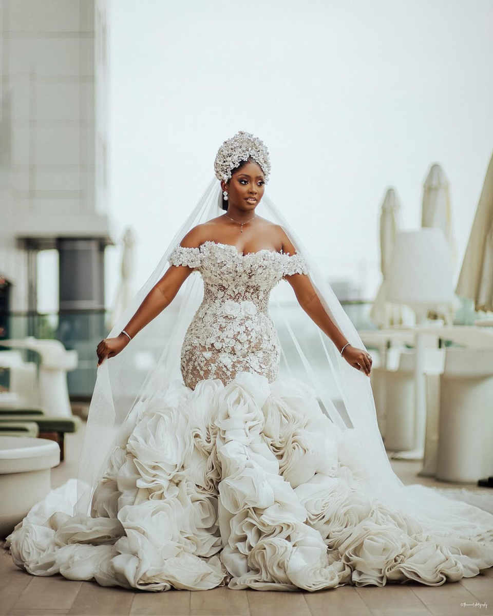 Luxury Mermaid Wedding Dress Off Shoulder Bridal Gowns Shine Appliques 3D-Lace Flower Tail Vestina De Novia Plus Size Customized H252568