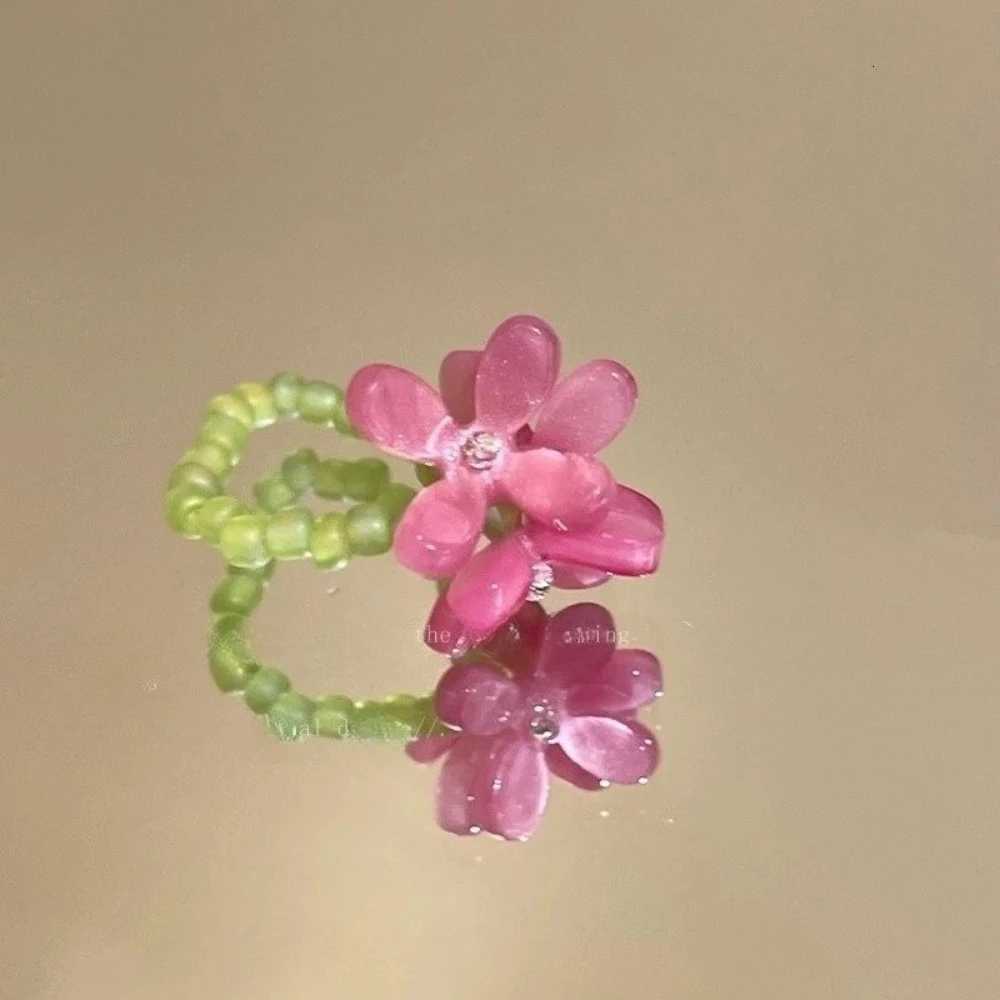 New Romantic Cute Violet Flower Ring Spring Summer Elastic Beaded Rings for Women Friends Korea Finger Jewelry Accessories Gift Z251017