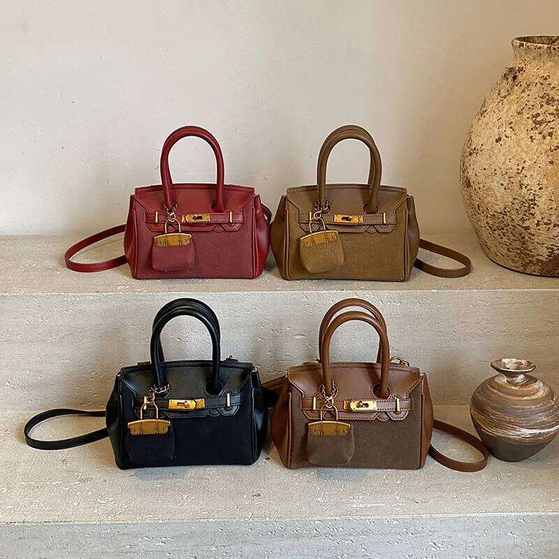 Designer bag French Vintage Style Suede Tote Women 2025 Fall New Designer Bag Fashion Crossbody Shoulder Bags for Woman