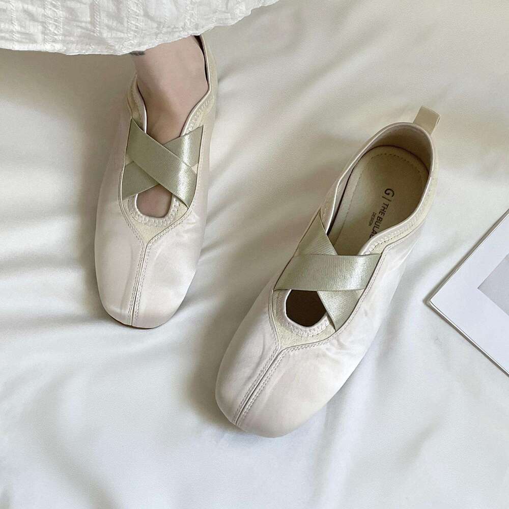 2025 New Women's Designer Shoe - Pink French Mary Jane Ballet Flats, Soft Sole Shallow Mouth with Ultra-Comfortable Fit