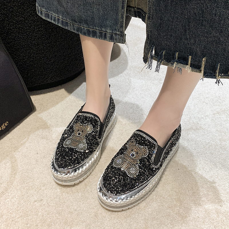 Women Cartoon Bear Thick Bottom Sneaker Running Fashion Designer Woman Shoes Luxury Rhinestone Casual Shoes Comfortable Leisure Loafers Zapatillas Muj