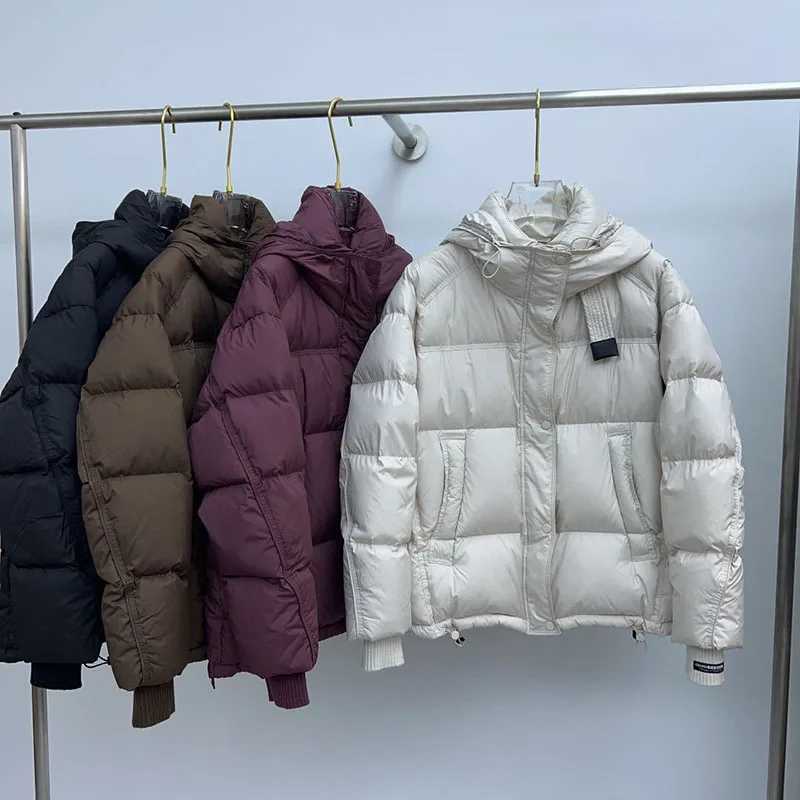 Winter Warm Hooded HighQuality Thick Women Down Jacket 2025 New Temperament Solid Color White Duck Down Women Down Jacket H492 W251016