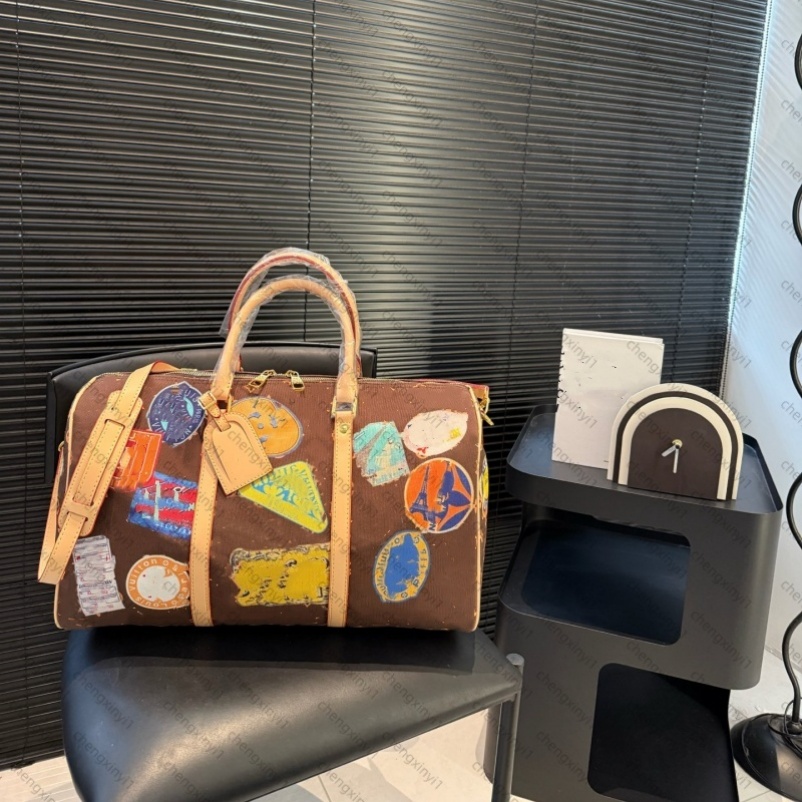 duffle bag designer men Travel bag womens Badge print flowers luggage Bags Large capacity handbag mens totes