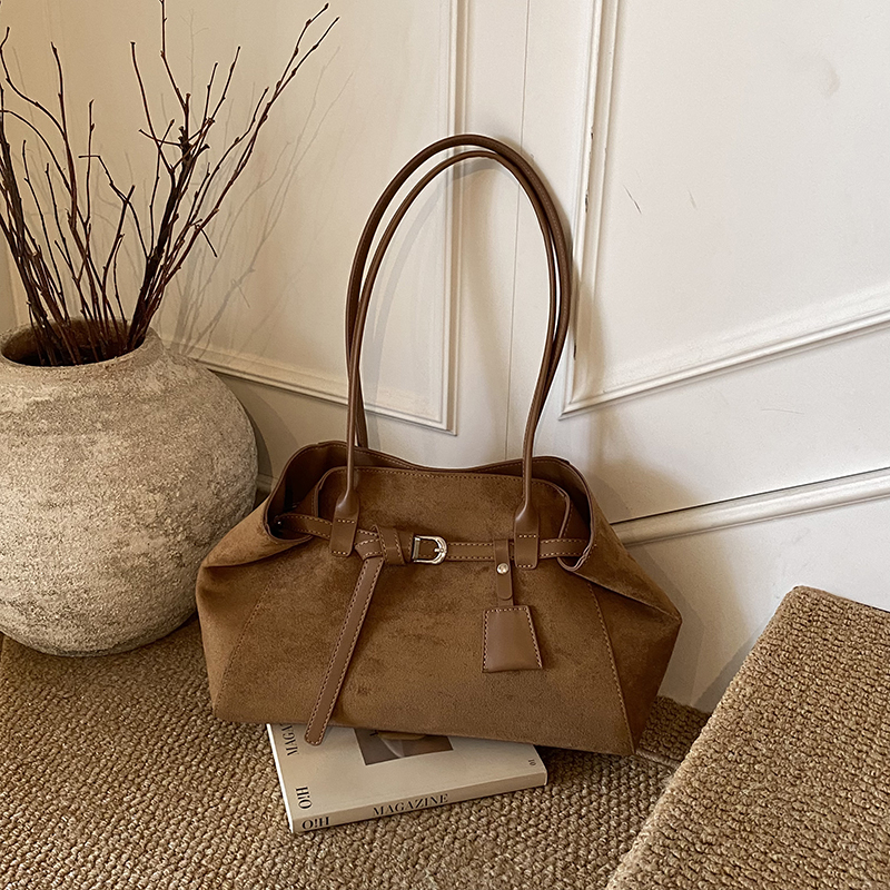 Fashion ladies' compact phone bag 2025 new large capacity function advanced student versatile casual simple niche shopping commuting shoulder bag