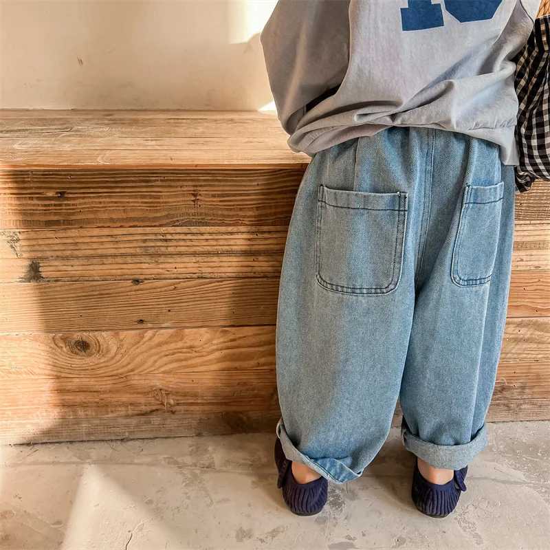 Childrens Loose Denim Pants 2024 Autumn Korean Baby Boys Haren Pants Girls Casual Jeans Kids ClothesT251017