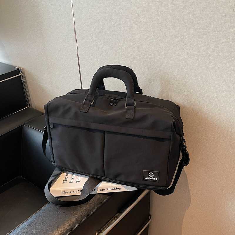 Large Capacity Casual Fashion Travel Bag for Men and Women, New Short Trip Business Trip Luggage Bag, Single Shoulder Crossbody Swimming Training Bag 