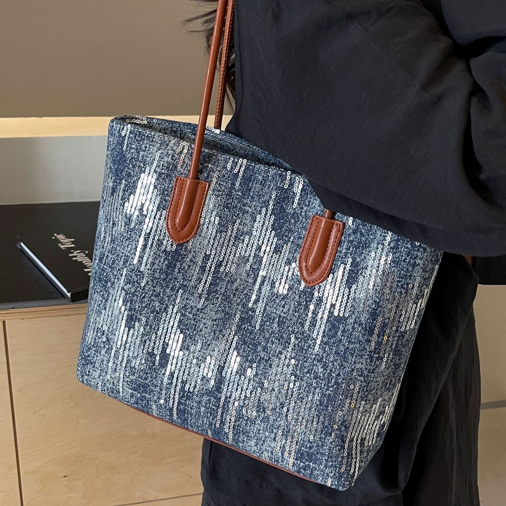 Casual Urban Ladies' Satchel Versatile Multi-compartment Duffle in Trendy Jeans Fabric