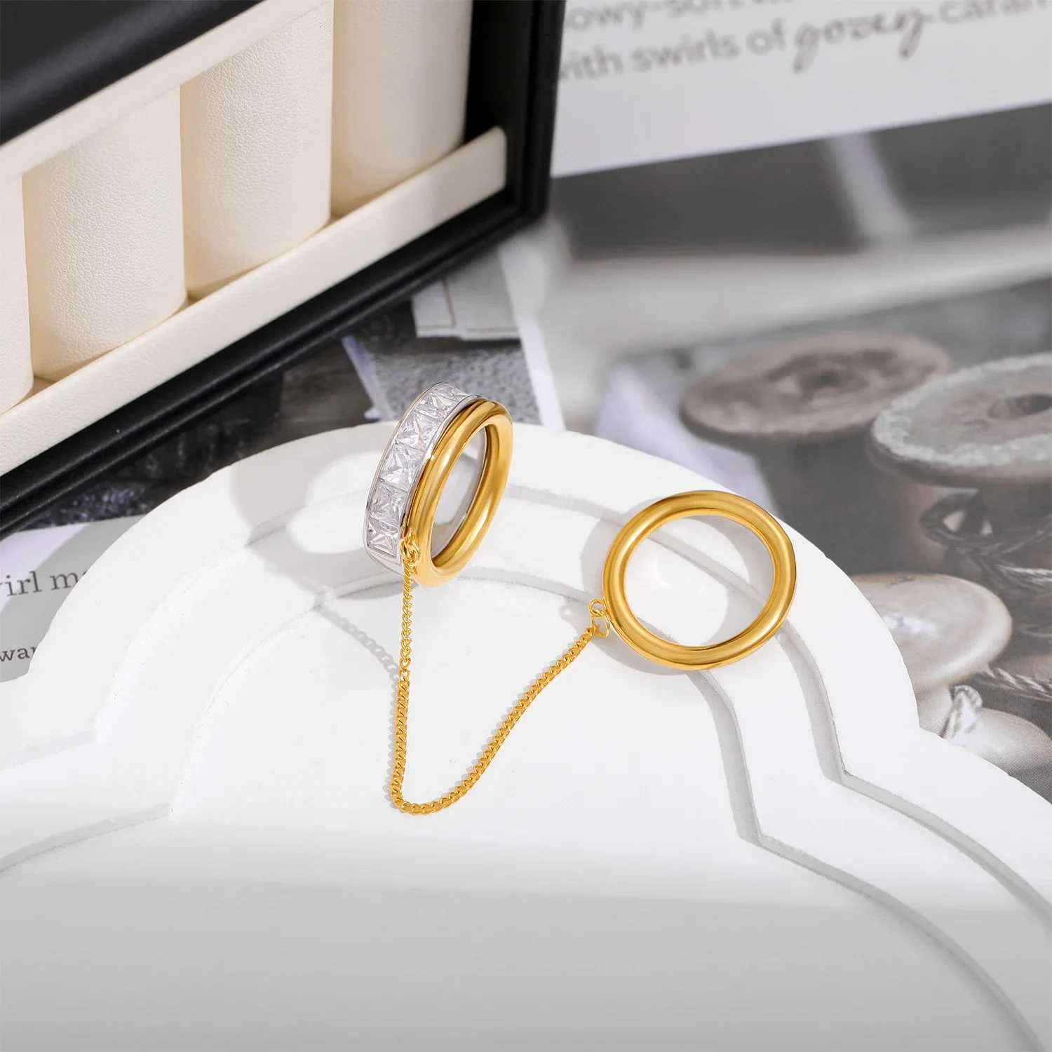 Fashion CZ Zircon Stainless Steel Double Layer Chain Ring for Women Gold Plated Tassel Link Ring Hip Hop Jewelry Waterproof Z251017