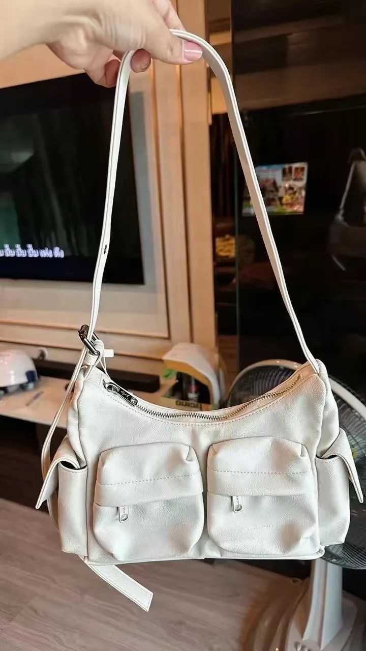 Correct versi Sg Yuqi Kim Chaew Choi Kangkyu same brand as Korean starsMotorcycle Bags Wens Crossbody Ba1 D251017