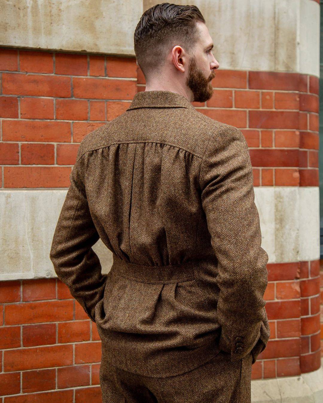 Brown Herringbone Men Tuxedos 2 Pieces Notched Lapel Tweed Mens Party Pants Sets Plus Size Formal Wear Custom Made Coat