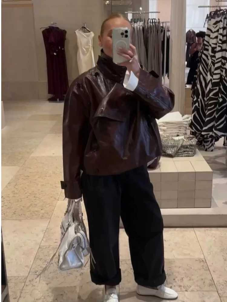 Retro PU Leather Short Jacket Women New Design Stand Collar Slash Button Jackets Female 2025 Autumn Classic Chic Street OutwearT251017