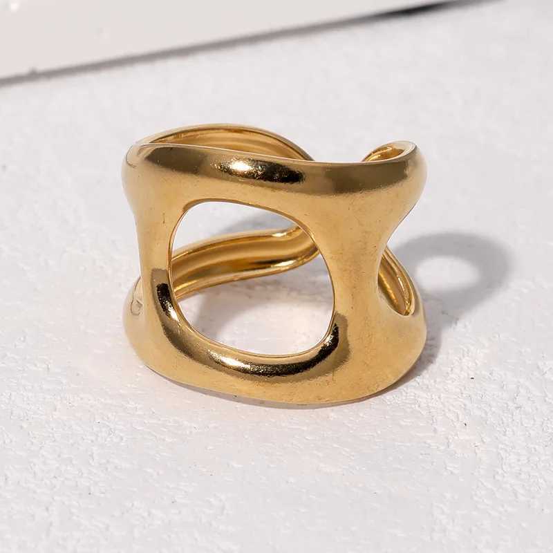 2025 New Simple Geometric Hollow Ring Neutral Design Book Jewelry Open Stainless Steel Rings W251017