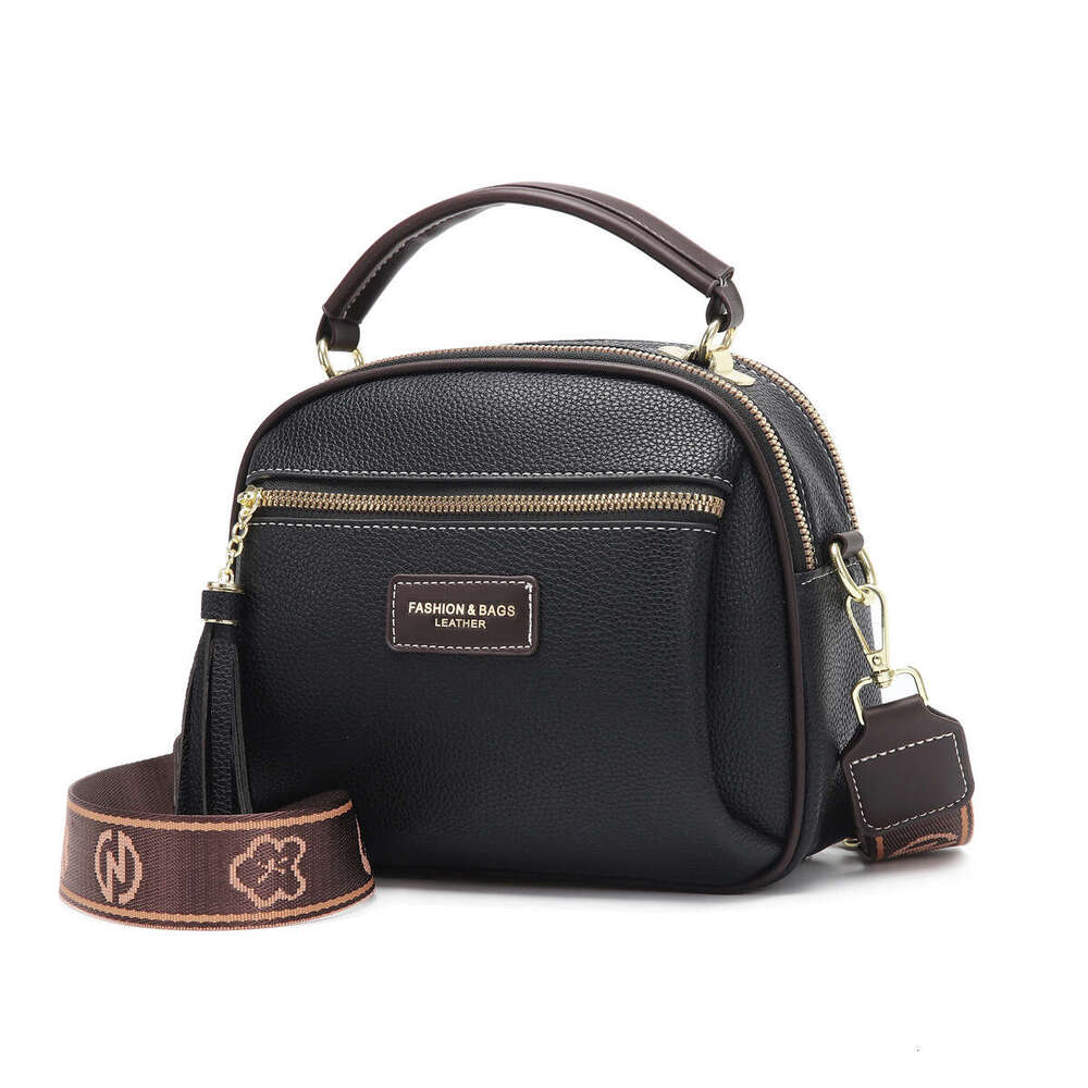 Crossbody for Women 2025 New High-Quality Texture Small Multi-Layer Pocket Round Bag Stylish Commuter Handbag