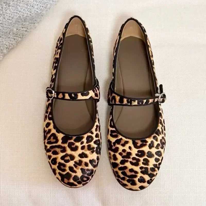 Luxury Brand Designer Leopard Suede Mary Jane Shoes Women Metal Belt Buckle Nonslip Soft Bottom Ballet Shoes Light Cozy Flats Z251015