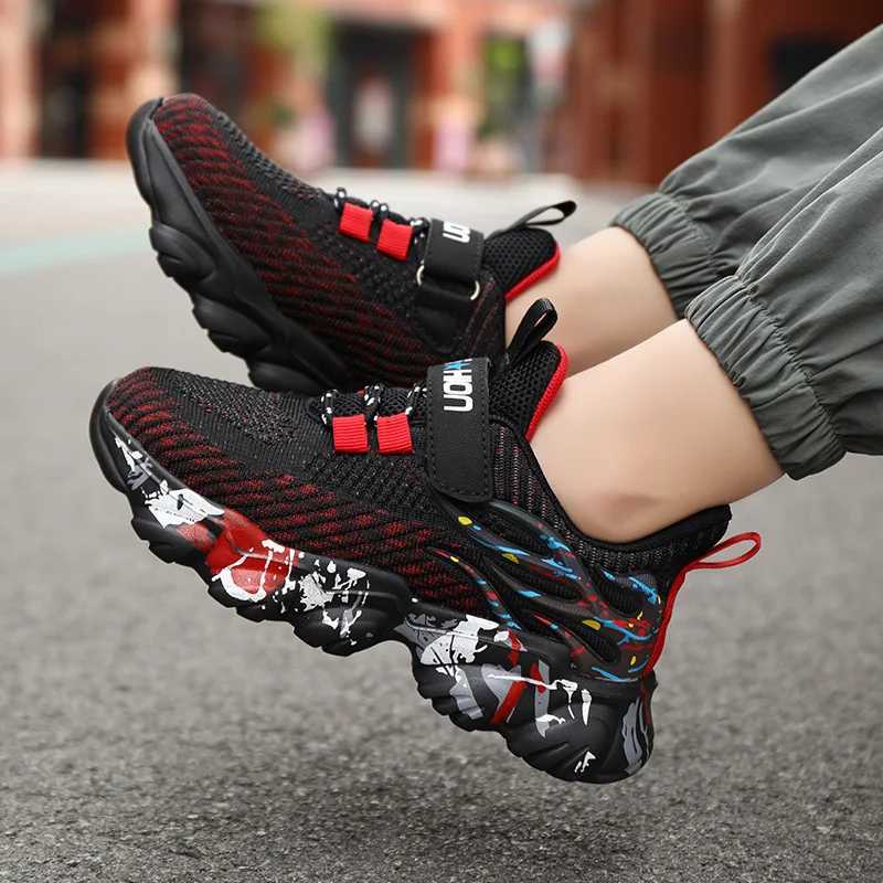 New Trendy Childrens Fashionable Athletic Breathable and Lightweight Outdoor Kids Running Shoes and Sneaker for Boy and GirlsT251017