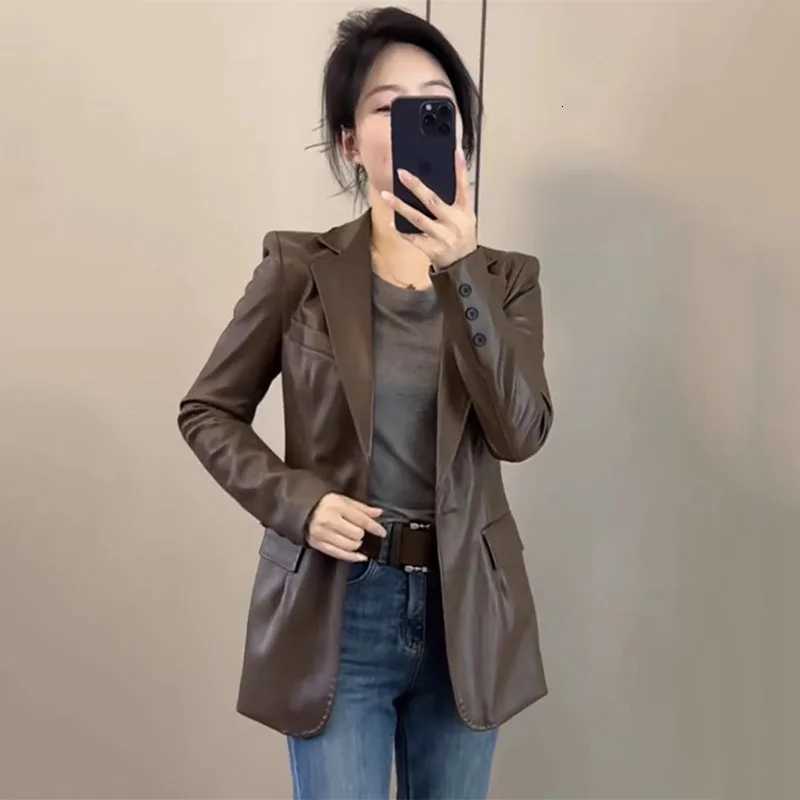 High End Black Leather Jacket for Women 2026 New Spring Autumn Fashion Slim PU Leather Suit Jacket Motorcycle ClothingT251017