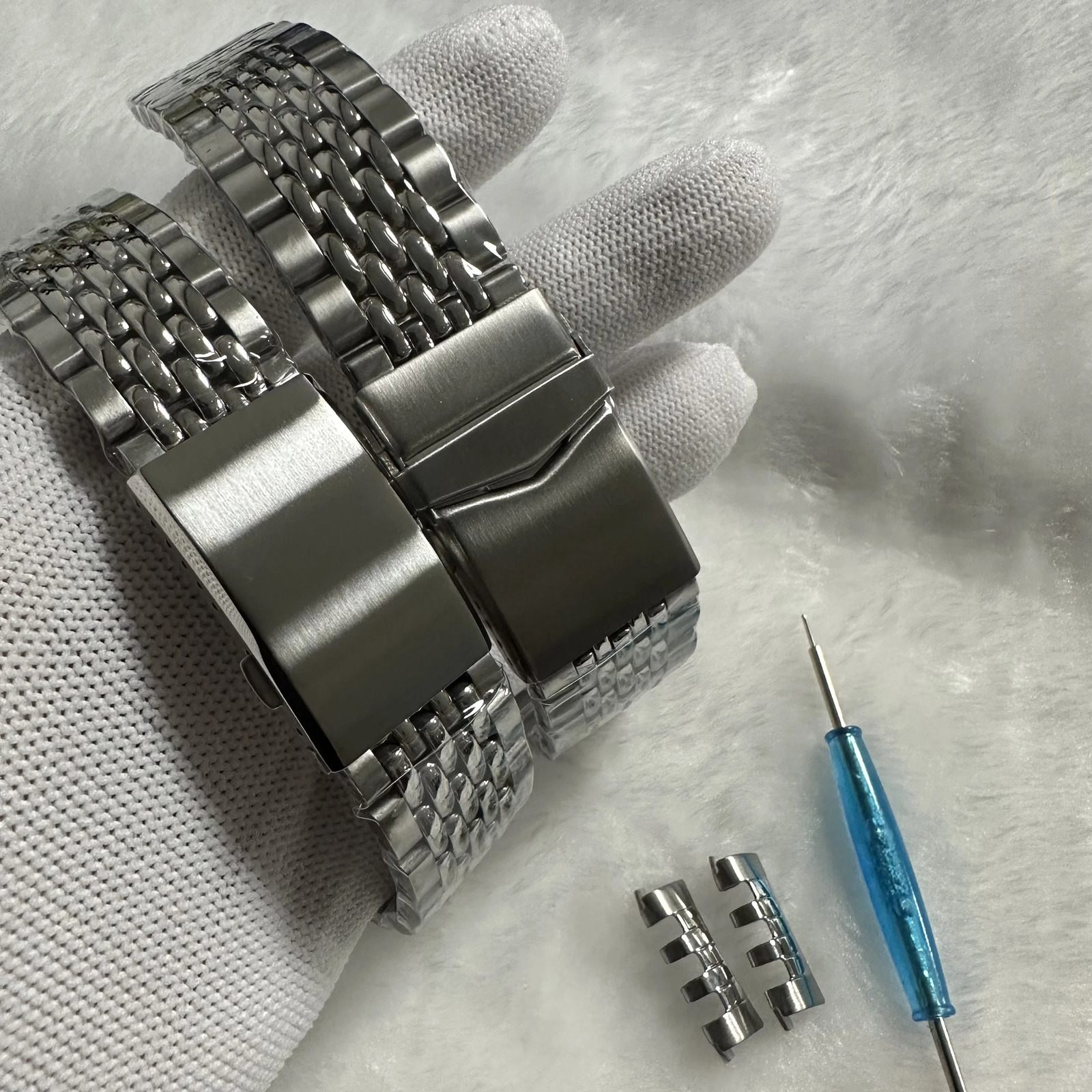 20 22mm 316L Solid Stainless Steel Bracelet Adjustable Curved Flat Beads of Rice Watch Strap Fit For Seiko SKX Universal Band 251016