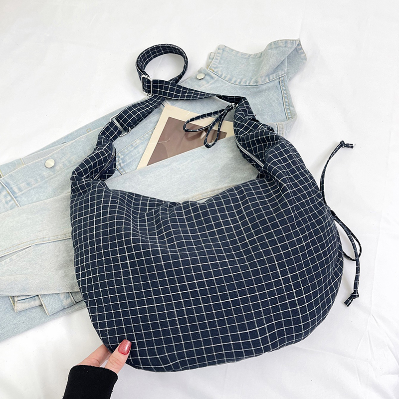 New Fashionable Women's Compact Phone Bag Autumn Large Capacity High end Student Versatile Leisure Minimalist and Niche Shopping Commuter Shoulde