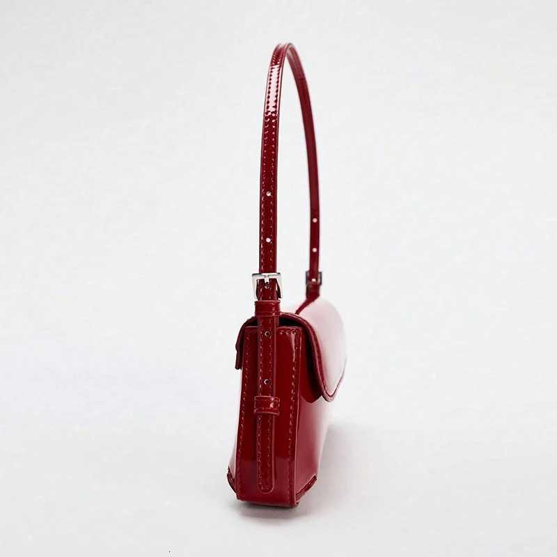 Classic fi style shoder bag fiable simple with persali exquisite pendant1 D251017