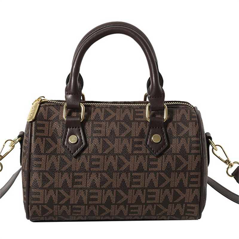 Free shipping Designer Shoulder Bags Fashionable highquality light luxury versatile printed commuter handbag shoulder bag womens bag