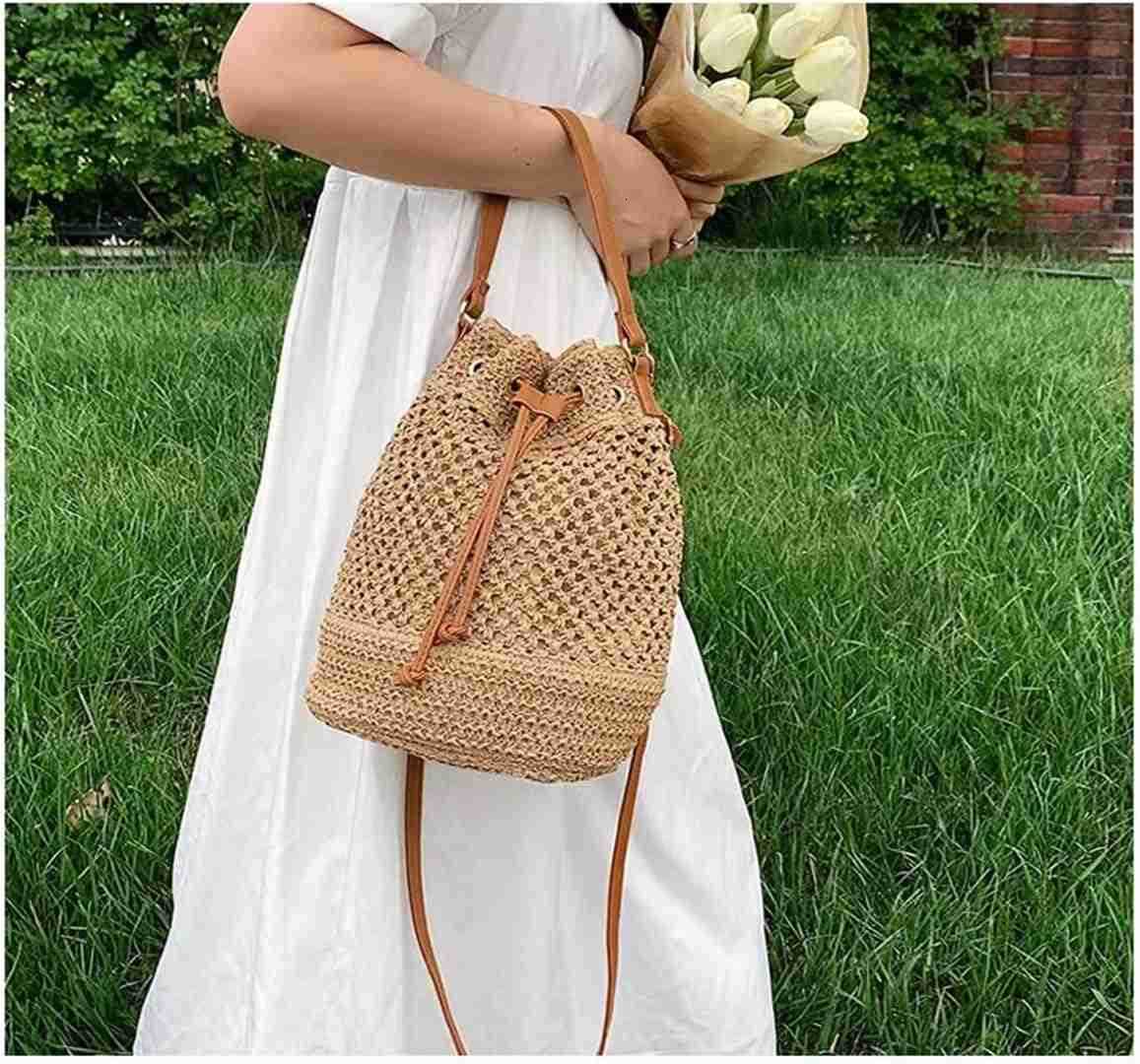 Women Straw Drawstring Bucket Purse Small Tote Shoulder Handbag Hollow Out Crossbody Bag for SummerBeach Z251017