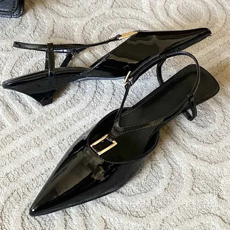 Elegant Ankle Strap Buckle Low Heel Mules Sandals Women Sexy Pointed Toe Patent Leather Women Pumps Summer Slingback High Heels Z251015
