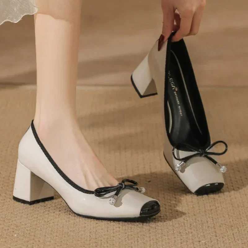 Square Toe Mary Jane Shoes Women Fashion Casual Chunky Ballet Shoes Shallow Bow Classic Brand High Heels Designer Female Pumps Z251015