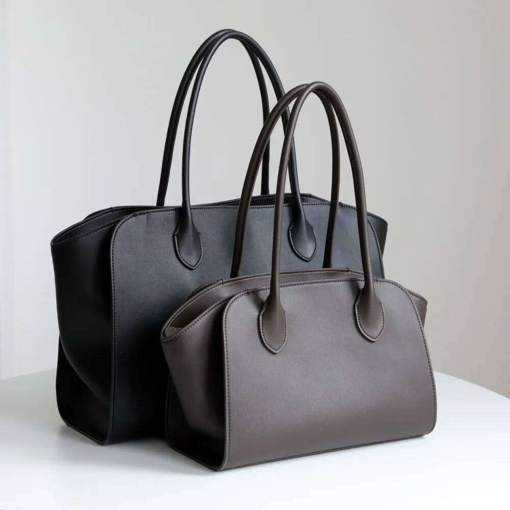 High-end Large-capacity First-layer Cowhide Fashionable Simple Handbag Shopping Tote Armpit Bag Commuting Leisure Versatile