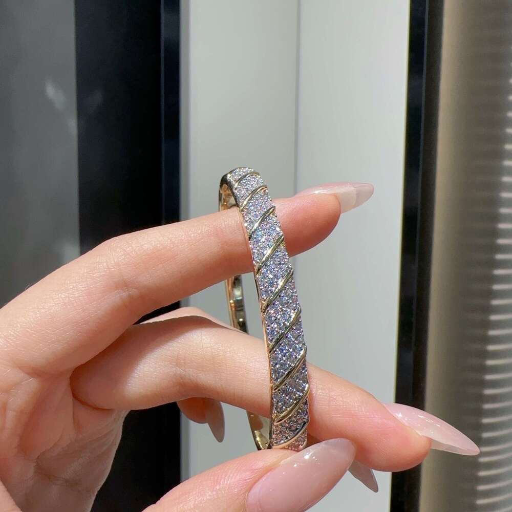 Light Style Full Dia Spiral Pattern Gold-Plated Bracelet Fashionable Exquisite Korean Design Live Streaming Jewelry