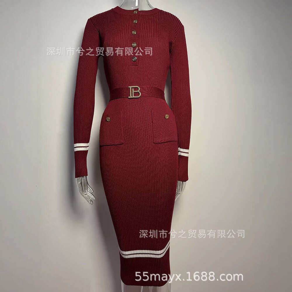 Round Neck Dress With Waist Tie Long Skirt B5