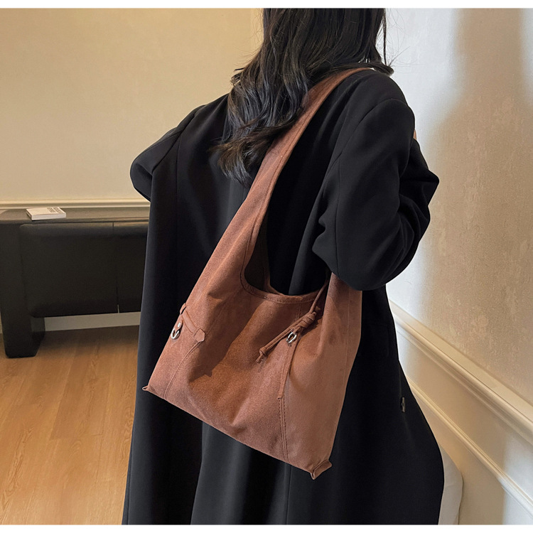 Suede Hasp 2025 Quality Autumn Designer Tote Solid Color High Beauty Handbag Soft Simple Fashion Shoulder Bag