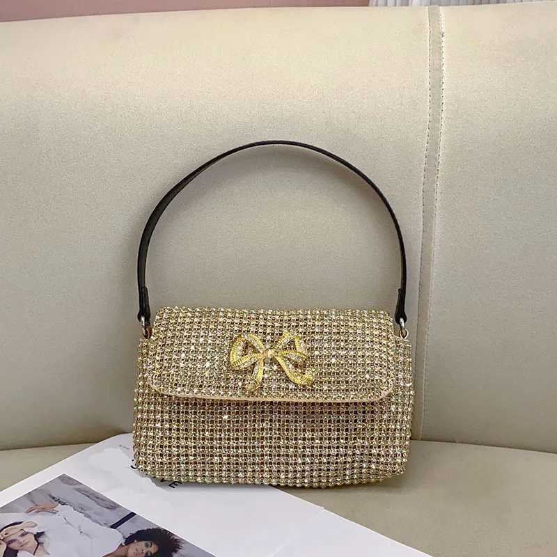 Full Rhinestone Bow Large Capacity Portable Personalized Banquet Diamond Flip Small Square Bag Underarm Crossbody Z251017