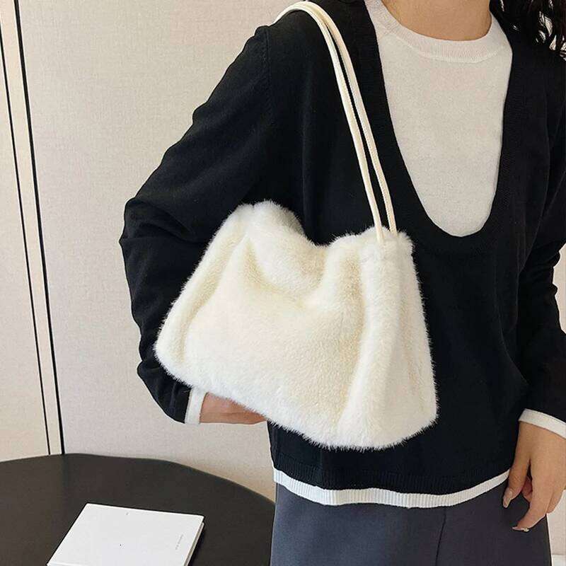 Female Autumn Winter Plush Handbag Versatile Solid Color Crossbody Shopping Bag Women New Design Chain Messenger Bags