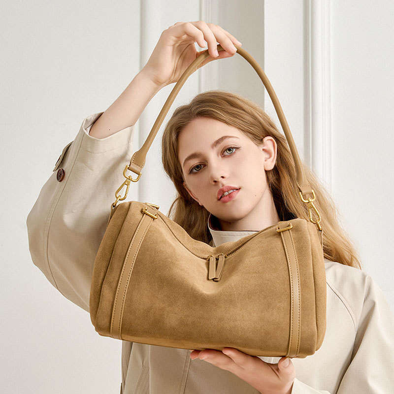 Luxury bag Boston Pillow High End Large Capacity Matte Leather Fashion Commuter Crossbody New Single Shoulder Bag