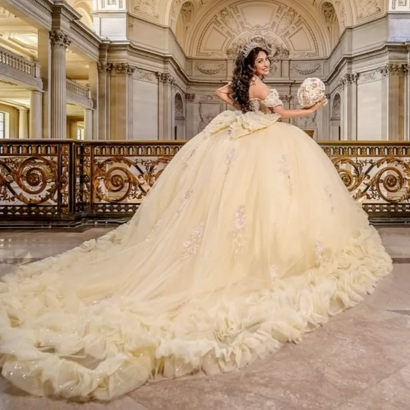Champagne Shiny Ball Gown Quinceanera Dresses Off The Shoulder Applique Lace Tiered Tull Beading Bow Corset Party Birthday Sweet 16 Dress Vestidos 15 