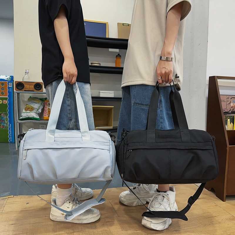 Lightweight Single Shoulder Handbag for Short Trips, Dry and Wet Separation, Large Capacity Sports Training Bag, Trendy Fashion Travel Bag 250415