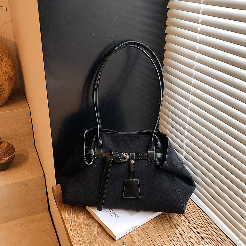 Fashion ladies' compact phone bag 2025 new large capacity function advanced student versatile casual simple niche shopping commuting shoulder bag