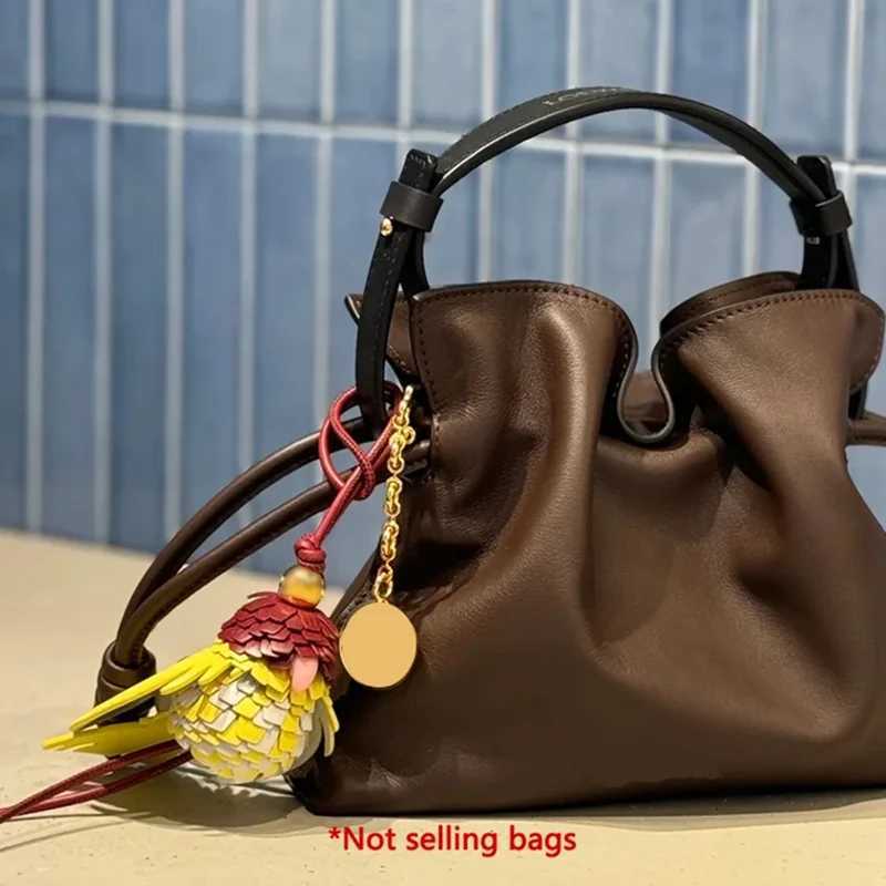 Genuine Leather Parrot Bird Charm For Womens Bags Fashion Highend Durable Exquisite Workmanship Bag Decoration Bag AccessoriesW251017