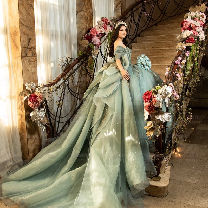 Mint Green Shiny Quinceanera Dresses Off The Shoulder Gold Applique Lace Beads Bow Tull Corset Party Birthday Sweet 16 Dres Vestidos 15 De Anos