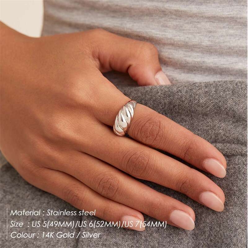 Stainless Steel High-End Gold-Plated Couple Index Finger Niche Style Ring Jewelry