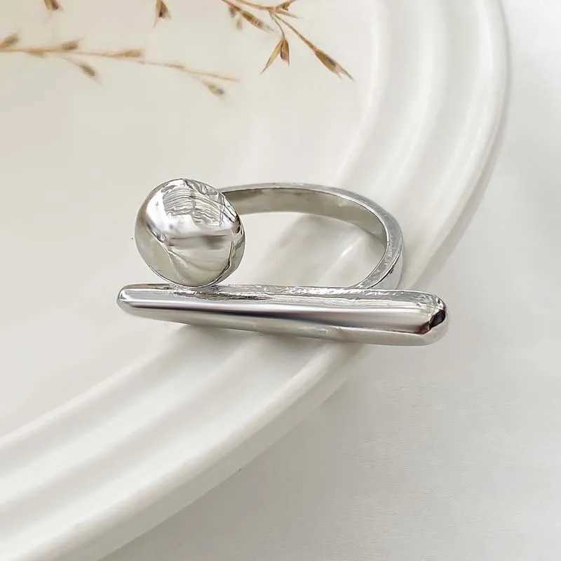 Creative Irregular Geometric Ball Open Ring for Women Men Punk Gold Color Line Adjustable Couple Finger Ring Jewelry Accessories Z251017