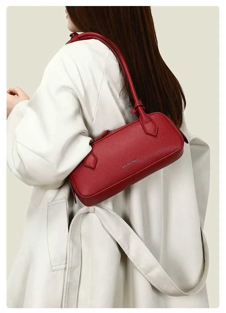 Trendy 2025 PU Shoder Bag Wens Zippered Messenger Purse with DoubleStihed Sewing Lightweight Durable for Daily Use1 D251017