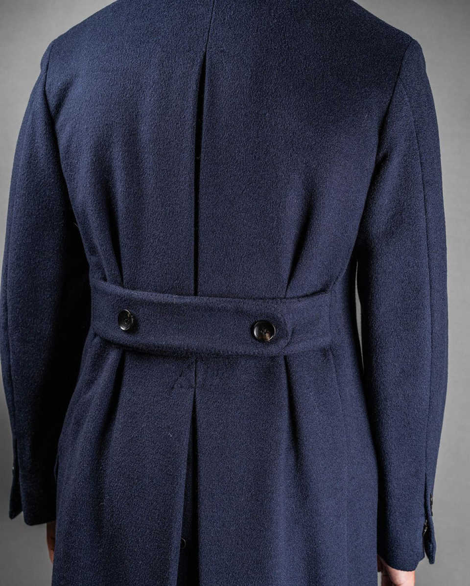 Customized Retro Men's Coat Wool Blend Single Breasted Long Coat With Belt Regular Fit Winter Groom Formal Wear